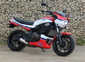 700 YPXS
